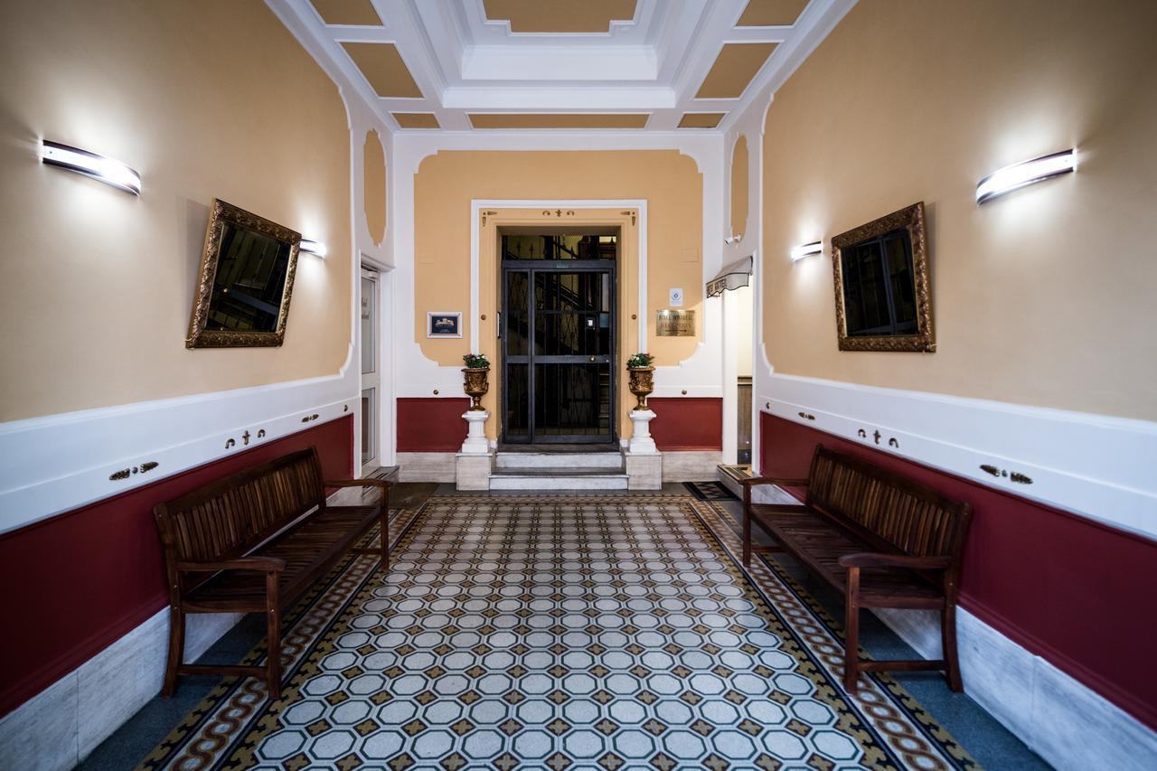 Vinci House Hotel Roma Exterior foto